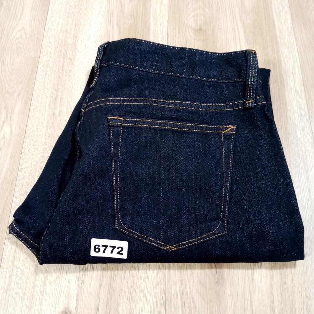 Gap 1969 Real Straight Rinse Dark Wash Denim Jeans Womens 33R - Picture 10 of 11